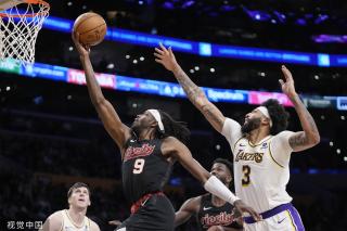 让他被迫拉 让他被迫拉